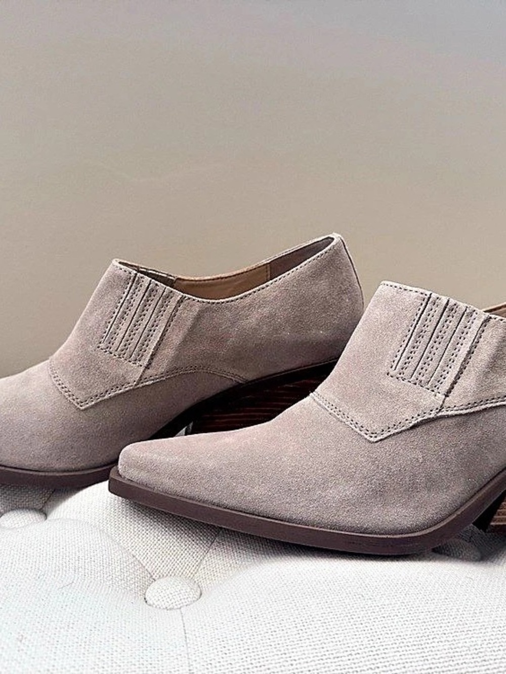 Seychelles Gray Pointed Toe Wedge Booties Like New
